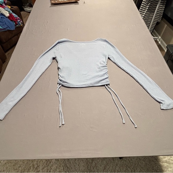 Hollister Gray Ribbed Baby Tee - Picture 5 of 6